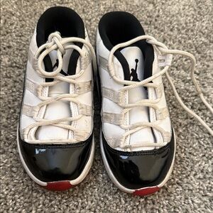 Jordan retro 11 size 10c